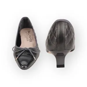 Paul Mayer 𖢻 Regal Quilted Leather Ballet Ballerina Kitten Heels 𖢻 Black 5.5M