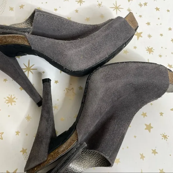 Pedro Garcia | Pauola Suede Peep Toe Platform Heels Gray Size 39