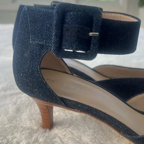 Pella Moda Berlin Denim Modern Sz 11 kitten Heels ankle strap oversized buckle