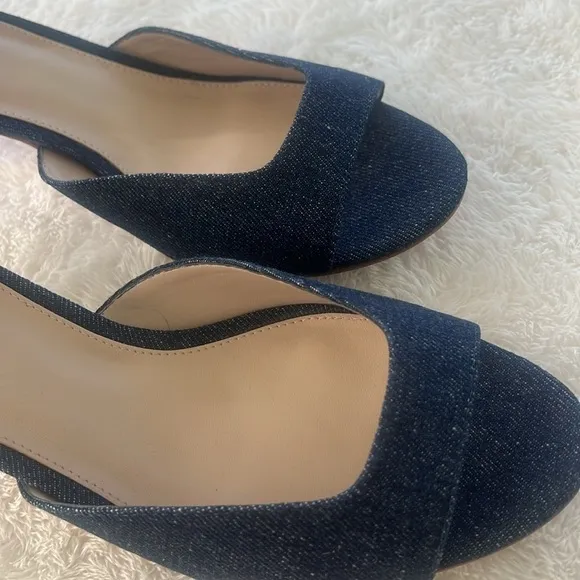 Pella Moda Berlin Denim Modern Sz 11 kitten Heels ankle strap oversized buckle