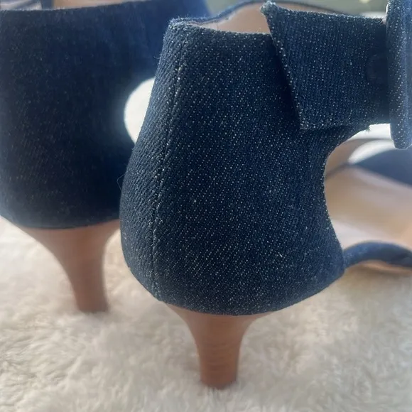 Pella Moda Berlin Denim Modern Sz 11 kitten Heels ankle strap oversized buckle