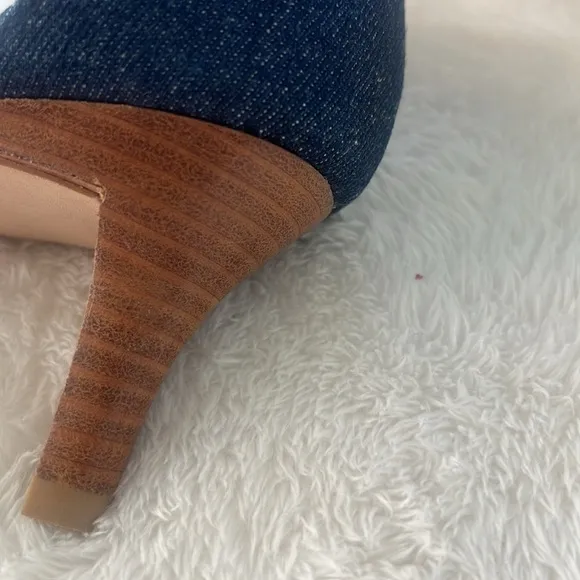 Pella Moda Berlin Denim Modern Sz 11 kitten Heels ankle strap oversized buckle
