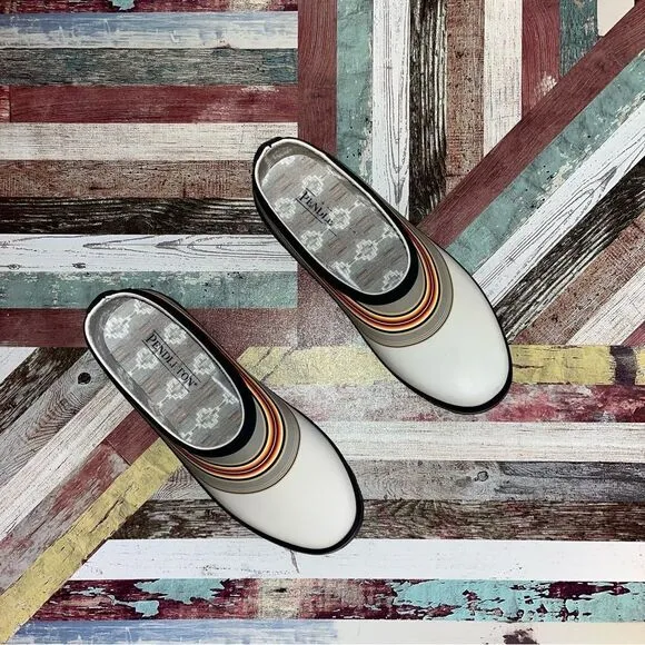 Pendleton Women’s Serape Stripe Garden Clogs Shoes NWOT White Tan Black Red SZ 8