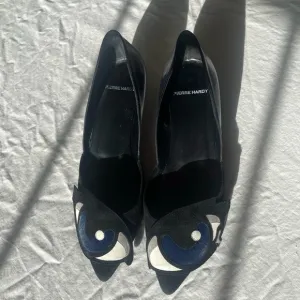 Pierre Hardy Leather &amp; Suede Eye Applique Pumps With Kitten Heels …
