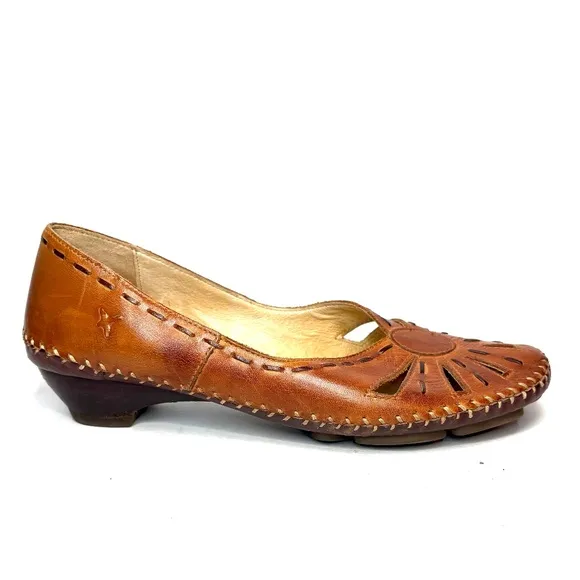 Pikolinos Cognac Leather Kitten Heels | 37