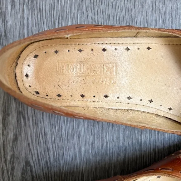 Pikolinos Cognac Leather Kitten Heels | 37