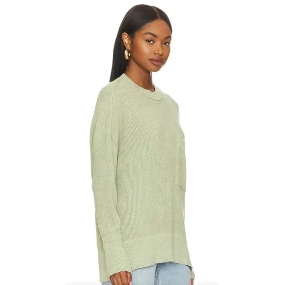 Pistola NWT’s Dayra sweater in Palm. Size large