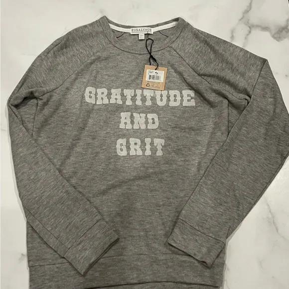 PJ Salvage Gratitude and Grit Womens Gray Longsleeve Sweater Top Small