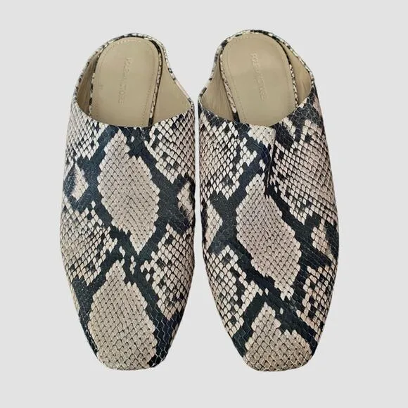 Pour La Victoire Sebina Snakeskin Print Leather Mules Tan Black size 9.5