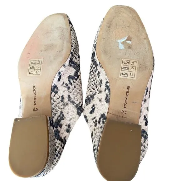 Pour La Victoire Sebina Snakeskin Print Leather Mules Tan Black size 9.5