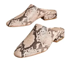 Pour La Victoire Sebina Snakeskin Print Leather Mules Tan Black size 9.5