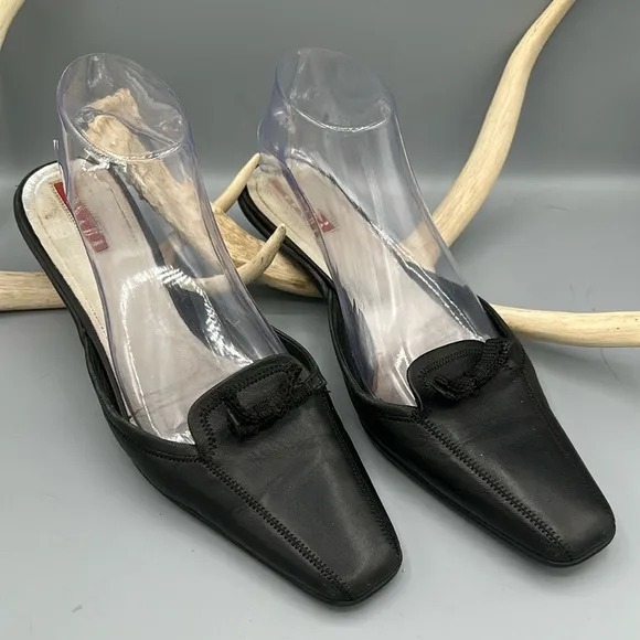 Prada Kitten Heels sz 39