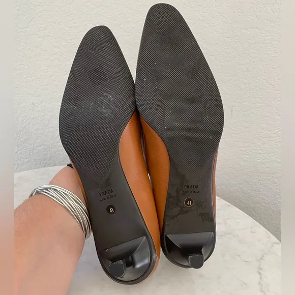 Prada Leather Almond Toe Loafer Kitten Heels Size 41