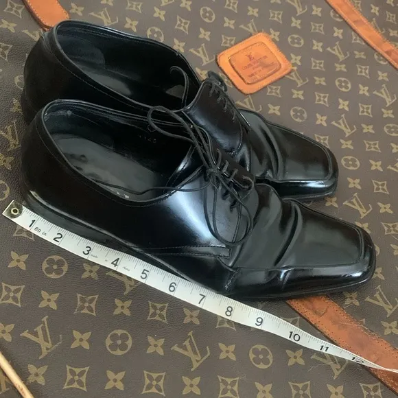PRADA Modern Oxfords US 10.5 Black Leather Square Toe Lace Shoes