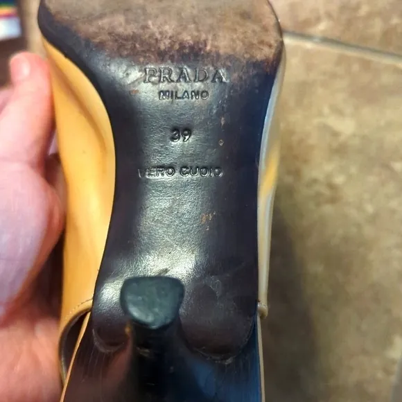 Prada sling back patent leather Kitten heels.
