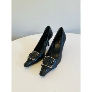 Prada Women's Size 38 / US 8 Black Buckle Kitten Heels Leather Made in Italy