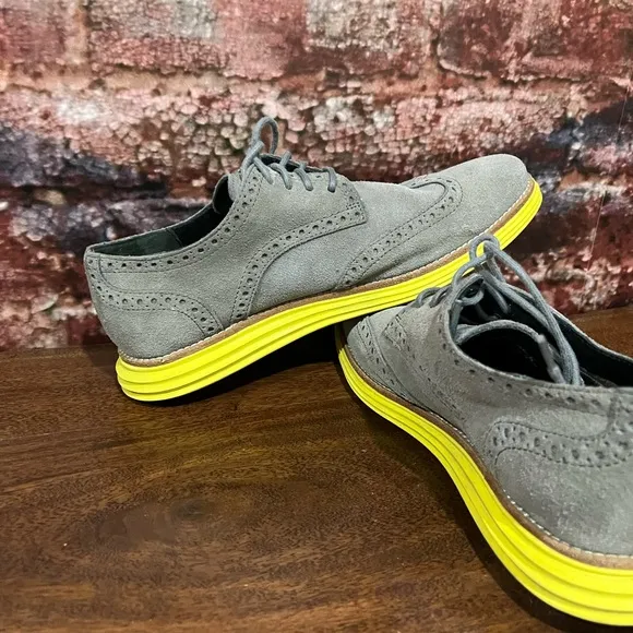PREOWNED Men’s Cole Haan Zerogrand Wingtip Oxfords