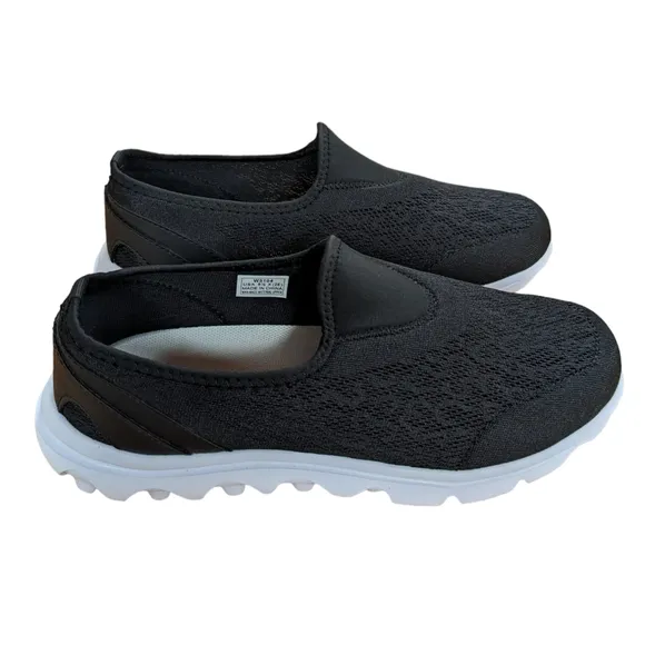 Propet Travel Slip-On Sneaker Black 8.5 Extra Wide