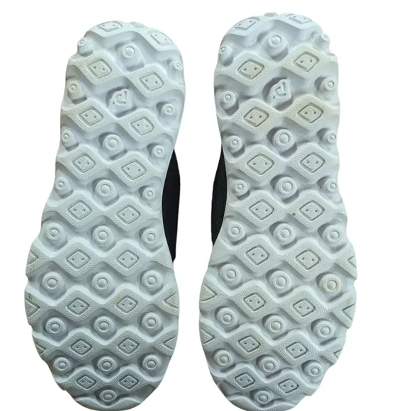 Propet Travel Slip-On Sneaker Black 8.5 Extra Wide