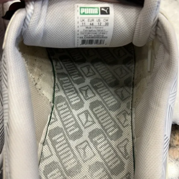 Puma men’s basket classic sneakers, size 12