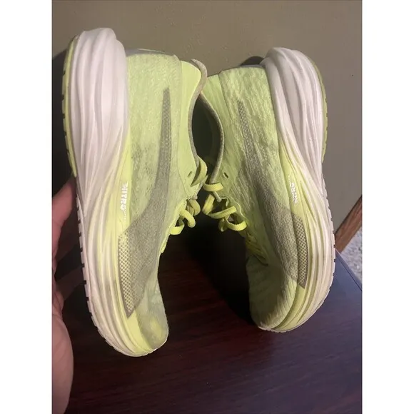 Puma Womens Deviate Nitro 2 Green Running Shoes Sneakers Size 8