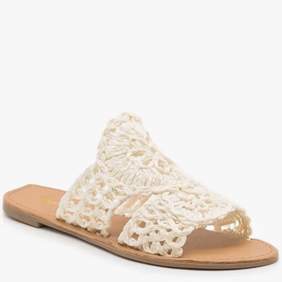 Qupid Athena Ivory White Crochet Flat Peep-Toe Sandal