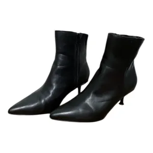Rachel Zoe ankle black boots