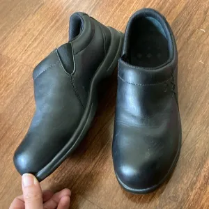 Red Wing Black Leather Clogs Sz 8