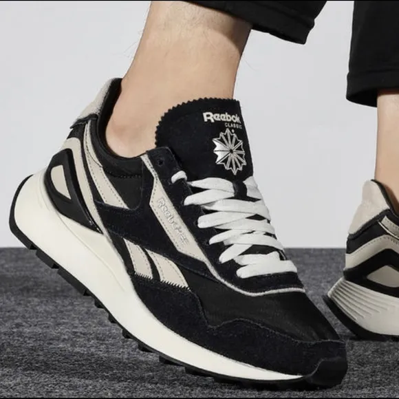 Reebok Classic Legacy AZ Men Athletic Sneaker Shoes