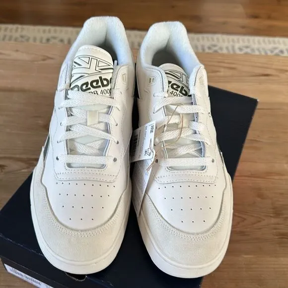 Reebok Unisex Adult BB 4000 II Basketball Shoe NEW vintage chalk/Varsity Green