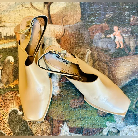Reike Nen Women’s Leather Beige Square Platform Strap Mules. NWOB. Size 39/9US