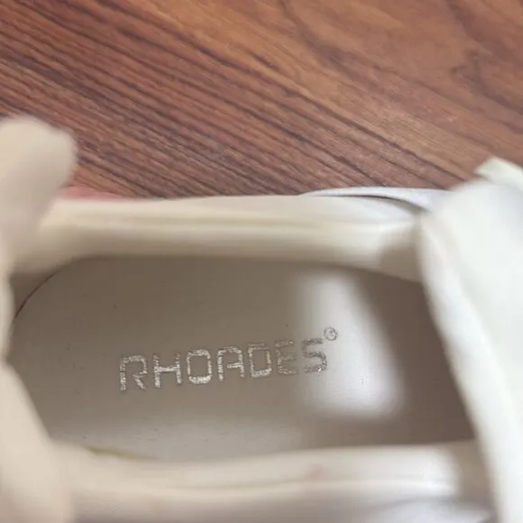 Rhodes Women’s Run Sneaker in White Neoprene &amp; Lace. Size 37. Never Worn.