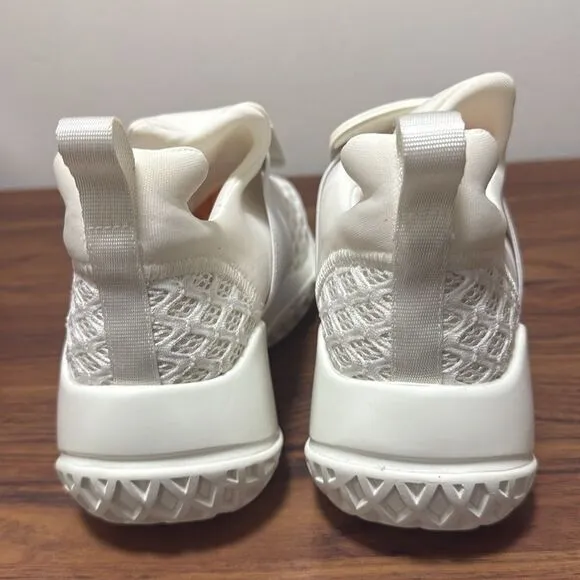 Rhodes Women’s Run Sneaker in White Neoprene &amp; Lace. Size 37. Never Worn.
