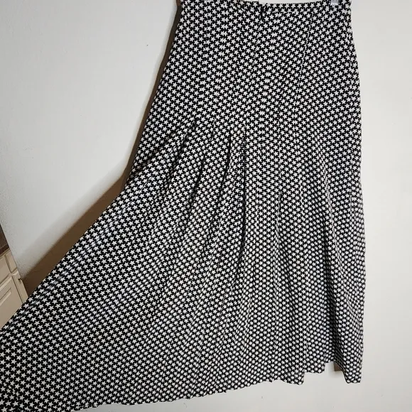 RIXO Georgia Pleated Star Silk Midi Skirt Front Slits Size Medium