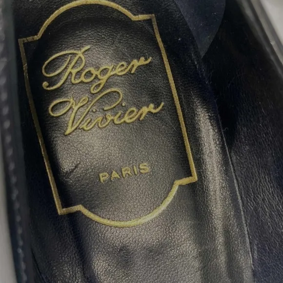 Roger Vivier black pumps kitten Heels 37