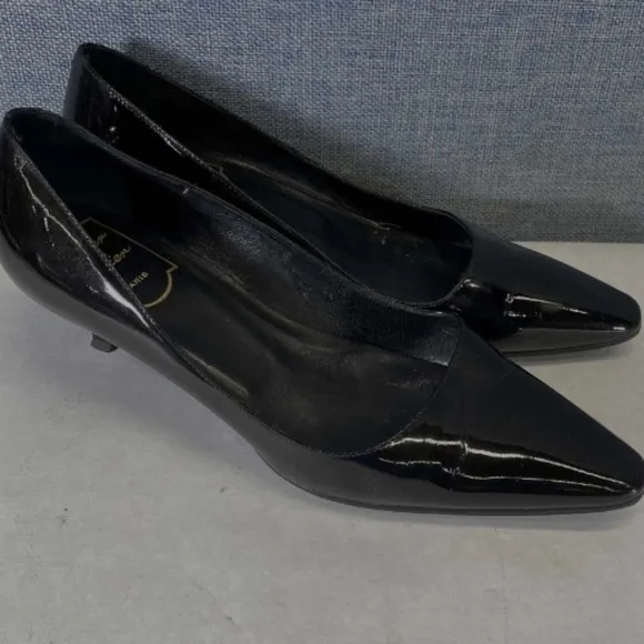 Roger Vivier black pumps kitten Heels 37