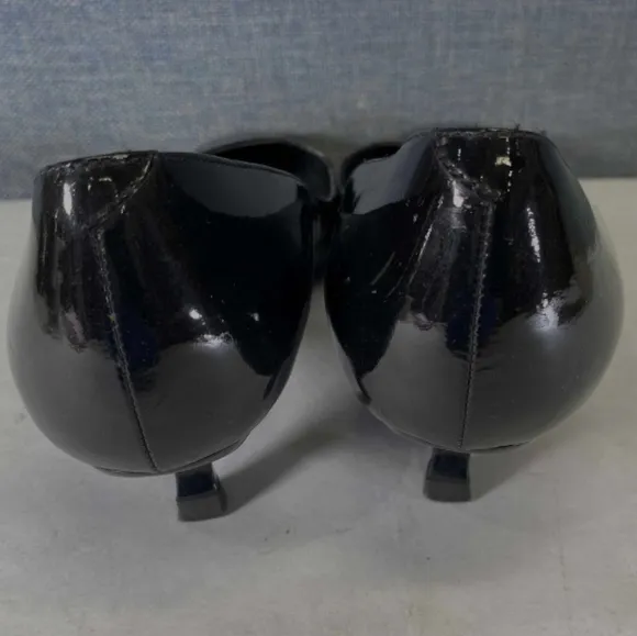 Roger Vivier black pumps kitten Heels 37