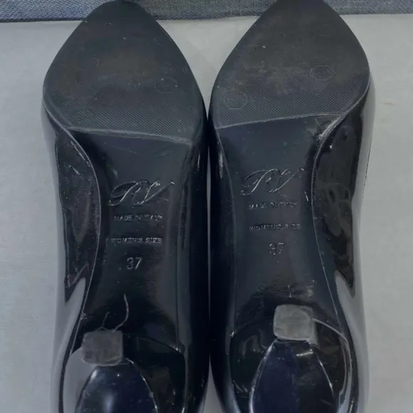 Roger Vivier black pumps kitten Heels 37