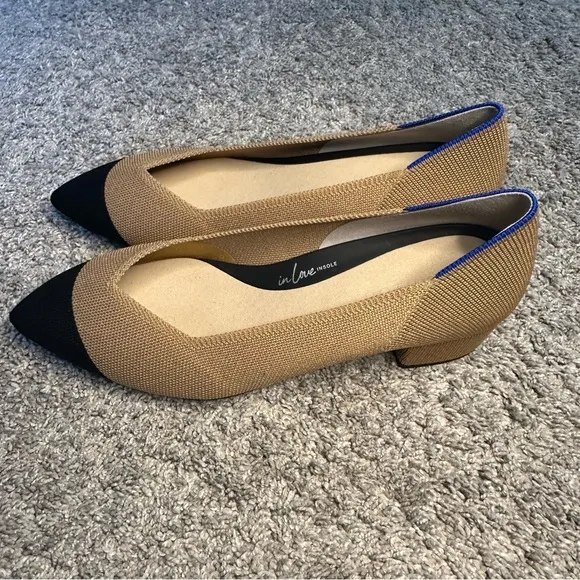 Rothy's The High Point In Love Insole Wren Captoe Heels 10 tan black kitten low