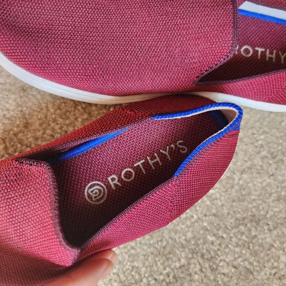 Rothy's Women's Retired Garnet Slip on Sneakers Sz 8