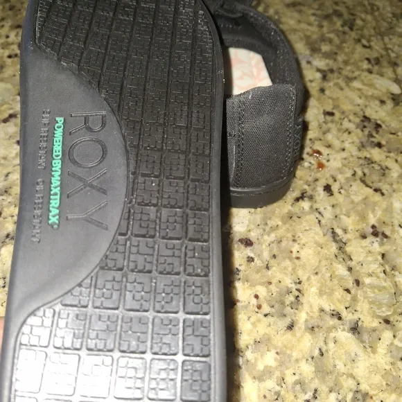 Roxy At Work Casual Slip Resistance Soft Toe Shoe Black sz 9M NEW