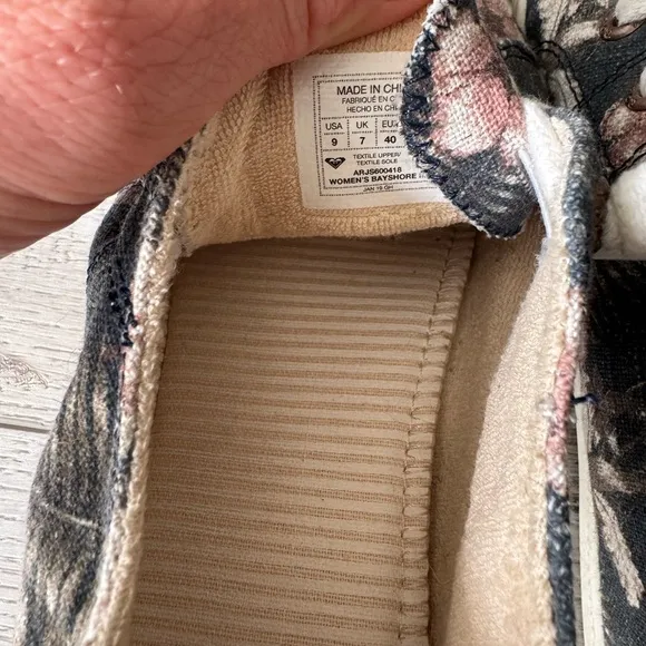 Roxy Shoreline Slip-on Sneakers