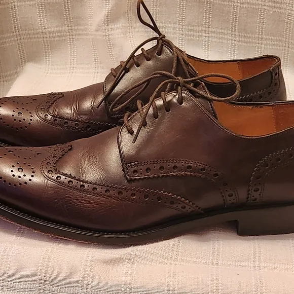 Saks Fifth Avenue Italy Brown Leather Oxford Wingtip Brogue Dress Men's Shoe 9M‎