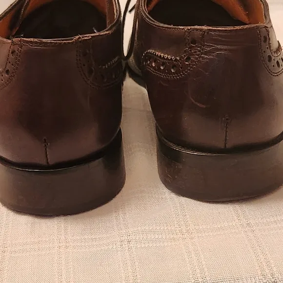 Saks Fifth Avenue Italy Brown Leather Oxford Wingtip Brogue Dress Men's Shoe 9M‎