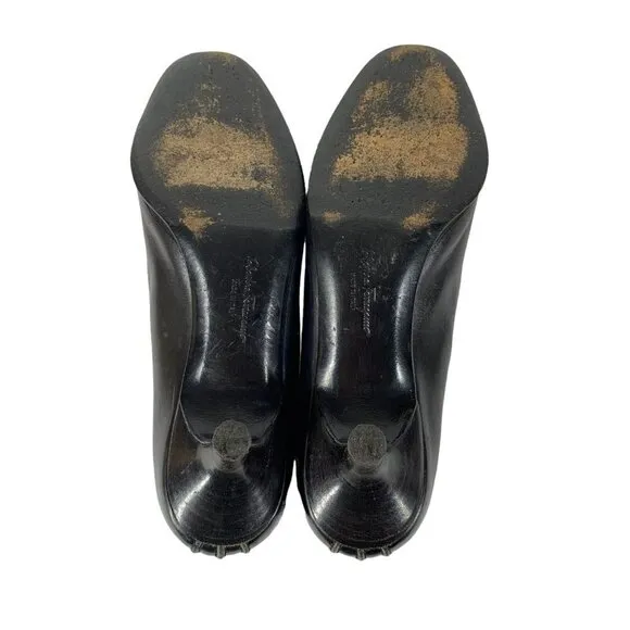 SALVATORE FERRAGAMO Black Leather Round Toe Low Heel Pumps Size 4.5 B Heels