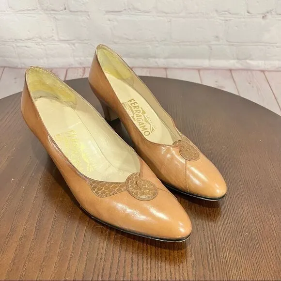 SALVATORE FERRAGAMO BRUNO MAGLI KITTEN HEELs 3 Pairs Classic Vintage Pumps 6.5AA
