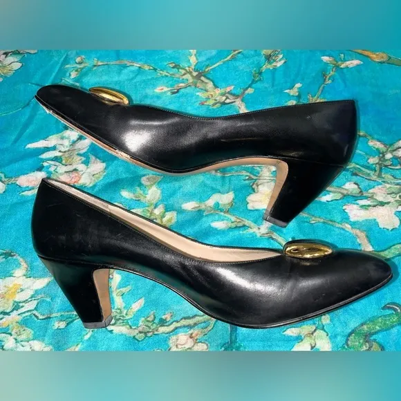 Salvatore Ferragamo Kitten Pumps Heels Black Leather Gold Accent Italy