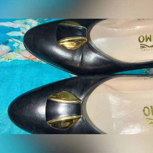 Salvatore Ferragamo Kitten Pumps Heels Black Leather Gold Accent Italy