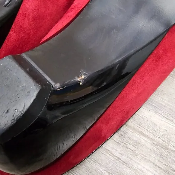 Salvatore Ferragamo Made in Italy Red Suede Bow Slip On Mules