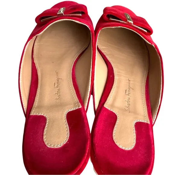 Salvatore Ferragamo Sciacca Red Velvet Mules Bow Detail Flower Heel Flat Sandal